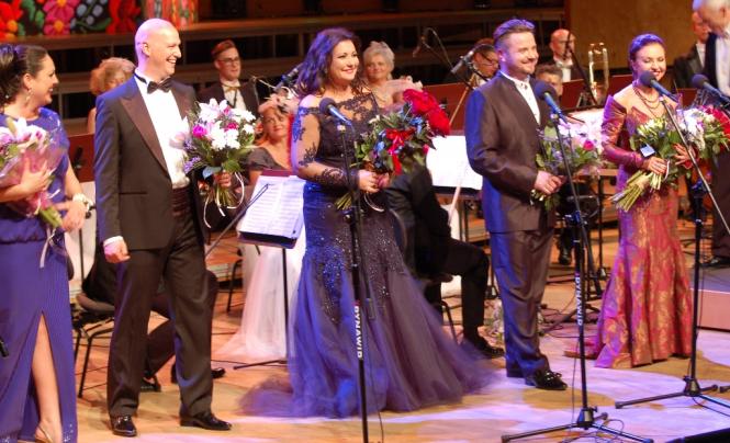 Wielka Gala Operetkowa z Okazji Dnia Matki – (...)