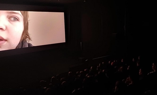 Projekcja i spotkanie z Adrianną Chmielewską – Kino (...)