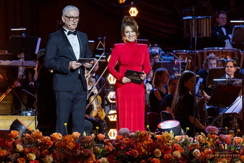 beata tadla i artur orzech prowadzą koncert