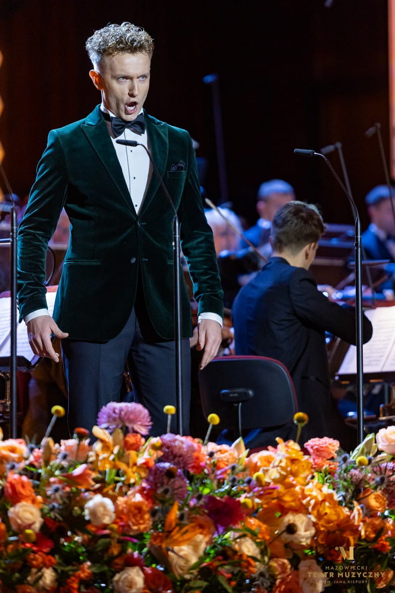 hubert zapiór śpiewa